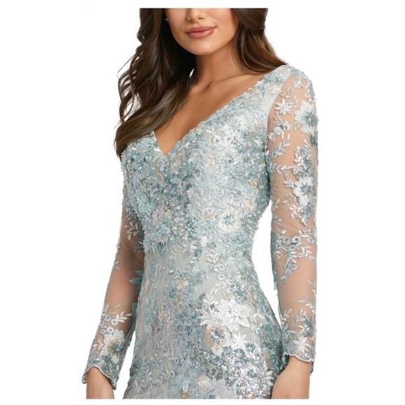 Mac Duggal Beaded Lace V-Neck Gown - Picture 2 of 11